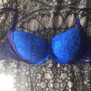 VS Bra